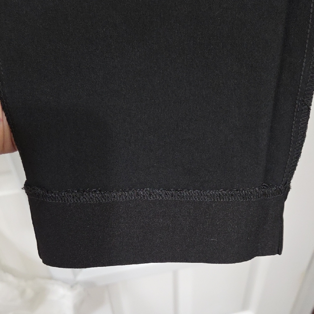 CHICOS SO SLIMMING BRIGITTE SIDE VENT BLACK CROP PANTS 0.5 - Picture 7 of 10